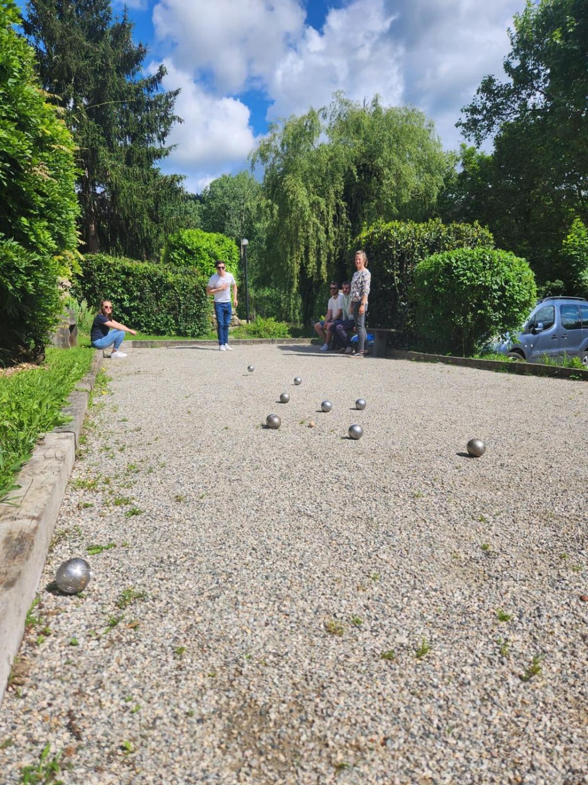 Camping Les Berges Du Doux Colombier-le-Vieux Экстерьер фото